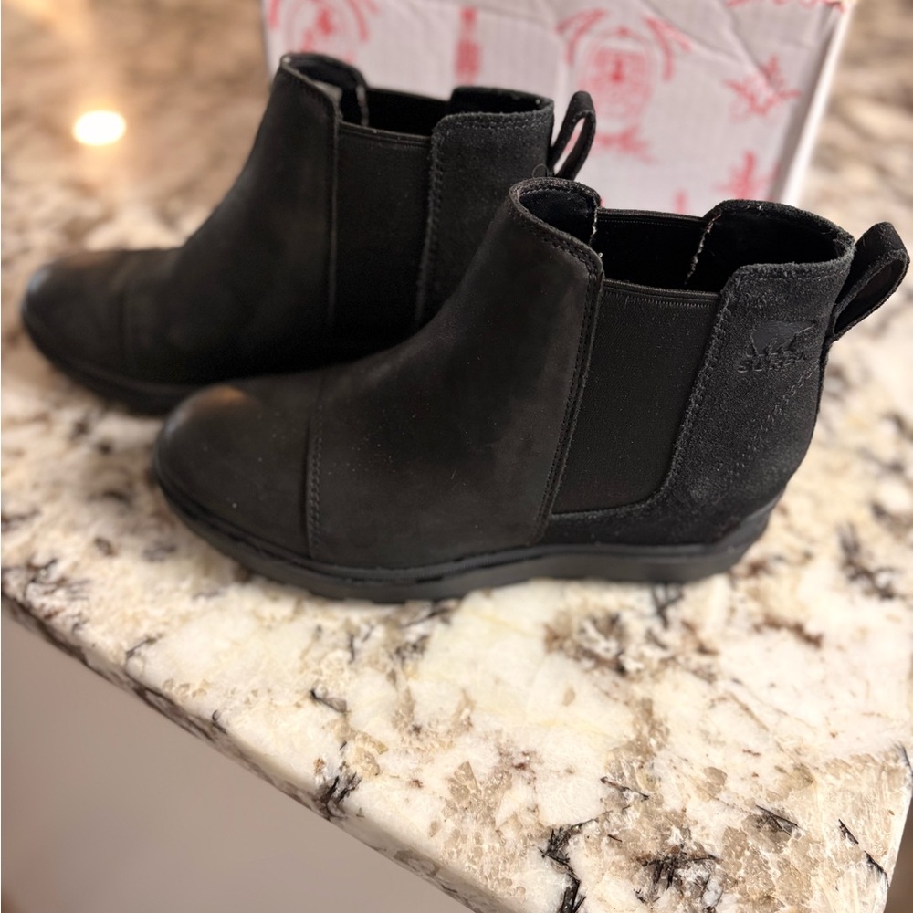 Sorel Charcoal Gray Ankle Boots